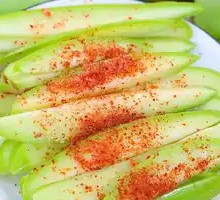 Chili-Dipped Green Mango