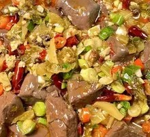 Spicy Blood Curd with Minced Pork and Pickled Cabbage