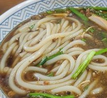 Special Yunnan-style Braised Rice Noodles