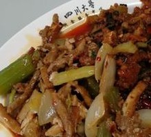 Celery Shredded Pork with Tofu Cubes