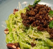 Sichuan-style Spicy Noodles