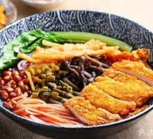 Chicken Cutlet Luosifen