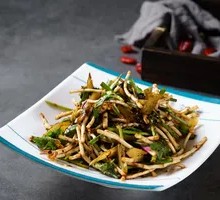 Sour Cabbage with Fish Mint
