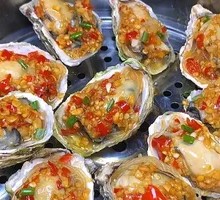Garlic Steamed Oysters