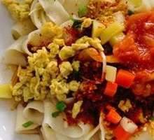 Tomato and Egg Oil-Poured Noodles
