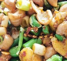 Dry-Fried Pork Intestines