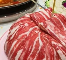 Hand-Cut Snowflake Wagyu Beef