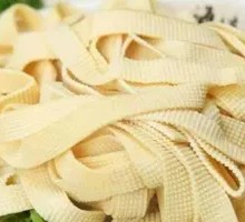 Shredded Tofu with Noodles
