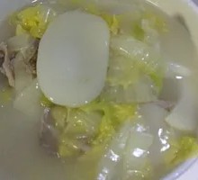 Chinese Cabbage and Pork Stir-Fry Soup