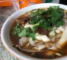 Beef Daoxiao Noodles