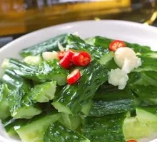 Garlic Cucumber Salad