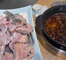 Sliced Fish with Spicy Sauce