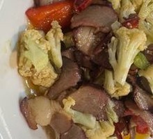 Preserved Meat with Cauliflower