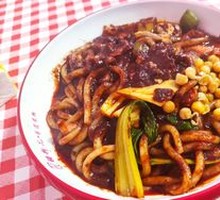 Signature Sauce Fried Rice Noodles