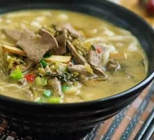 Sichuan-style Pickled Pepper Liver Noodles