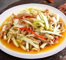 Shredded Pork with Leek Greens