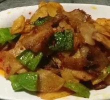Stir-Fried Pork with Potatoes