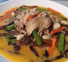Stewed Pig Intestines with Deer Antler Mushroom