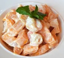 Mango Shrimp Salad