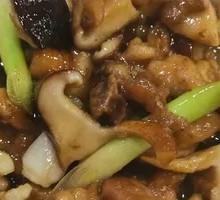 Braised Chicken with Mushrooms