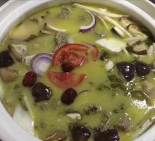 Mountain Delicacy Old Duck Soup with Pot