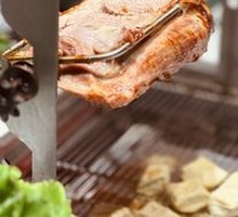 Charcoal-Grilled Lamb Leg