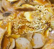 Military-style Hot Pot