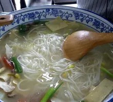 Mushroom Hot Pot Noodles