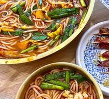 Yunnan Fresh Meat Copper Pot Rice Noodles