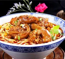 Braised Pork Trotter Noodles