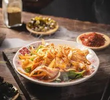 Spicy Eel Slice Salad