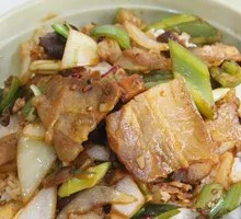 Green Pepper Spicy Pork Rice Bowl