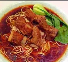 Braised Pork Rib Noodles