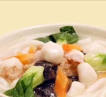 Clear Soup Three Delicacies Rice Noodles