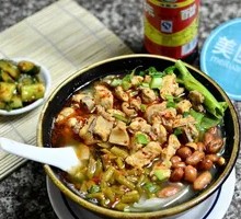 Dry Spicy Chicken Noodles