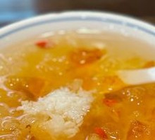 Taojiao Silver Ear Tofu Soup with Fermented Rice Wine