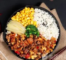 Grandmother's Bamboo Shoot Beef Rice