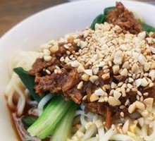 Taiji Zha Jiang Noodles