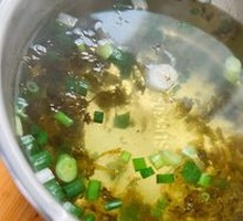 Sour Cabbage and Scallion Clear Soup