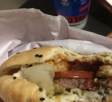 Juicy Beef Chinese Burger