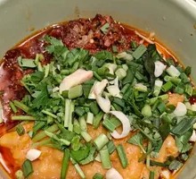 Stewed Potato Beef Noodles with Mixed Sauce