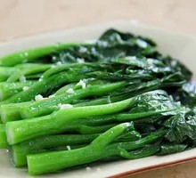 Garlic Stir-Fried Bok Choy
