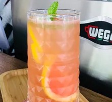 Peach Pomelo Iced Tea