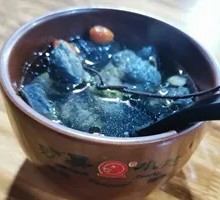 百灵草乌鸡汤