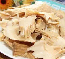 Braised Bamboo Shoot Noodles