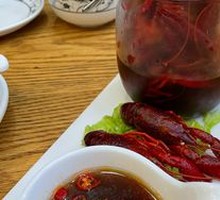 Chilled Lemon-Flavored Crawfish