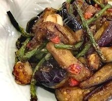 Stir-Fried Green Beans with Eggplant