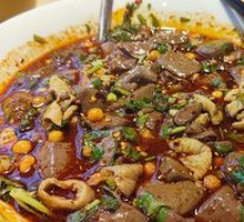 Big County Intestine and Blood Duck Dish
