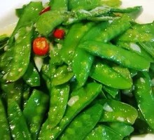 Stir-Fried Snow Peas