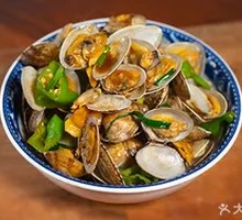 Spicy Stir-Fried Clams